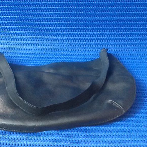 Dkny - Picture 3 of 6